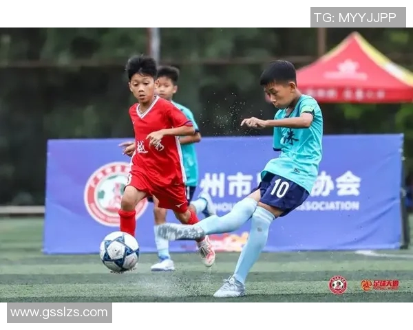 广州足球队逆袭之路揭秘世界锦标赛背后的拼搏与荣耀